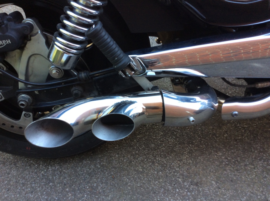 Triumph Rocket 3 daveplattexhausts
